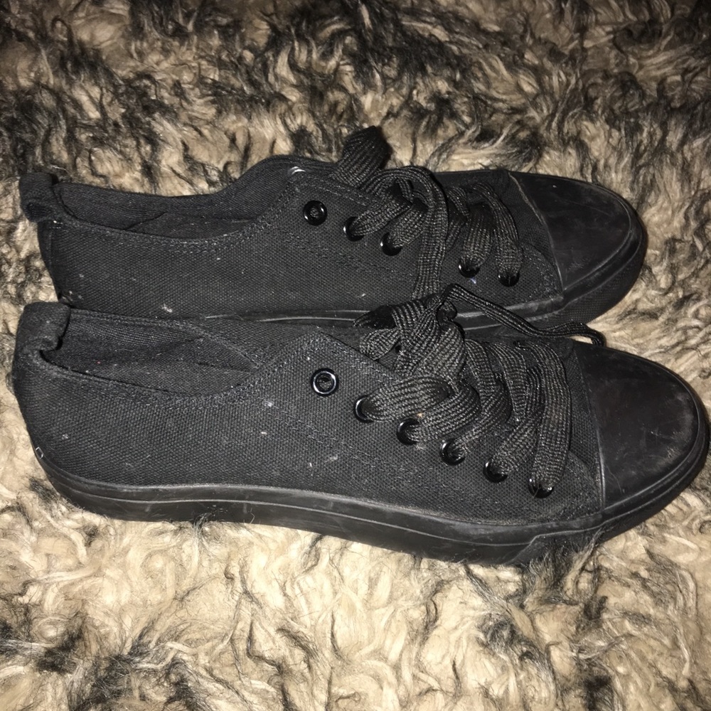 Black shoes